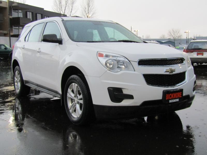 Used White Chevy SUV at Bickmore Auto Sales in Gresham, Oregon