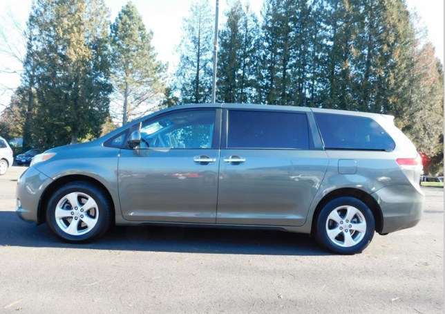 2011 Toyota Sienna