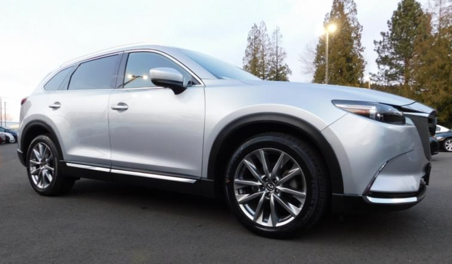 2017 Mazda CX-9 Signature Sport Utility 4d