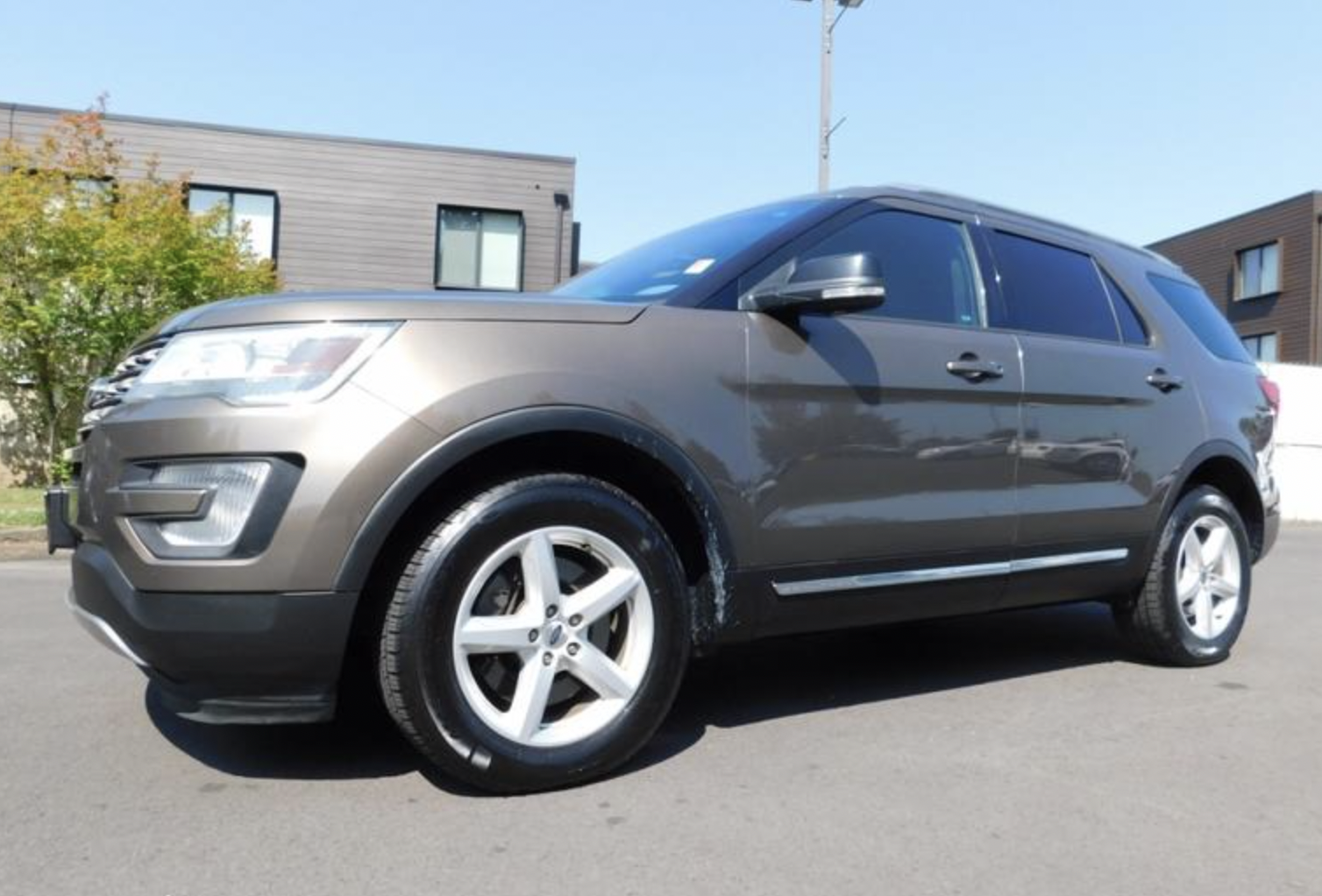 2016 Ford Explorer Xlt Sport Utility 4d