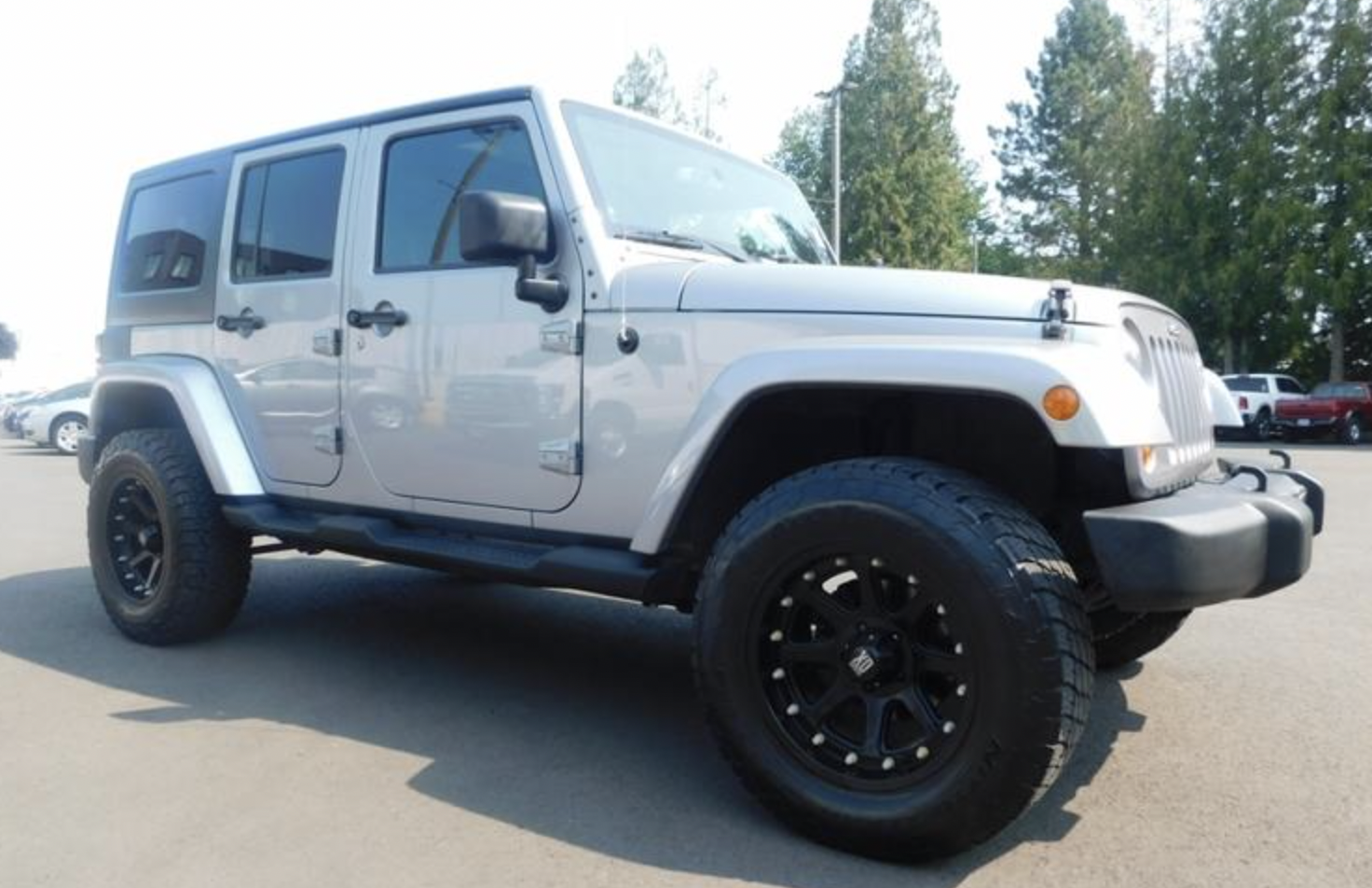 2013 Jeep® Wrangler Unlimited Sahara Sport Utility 4D