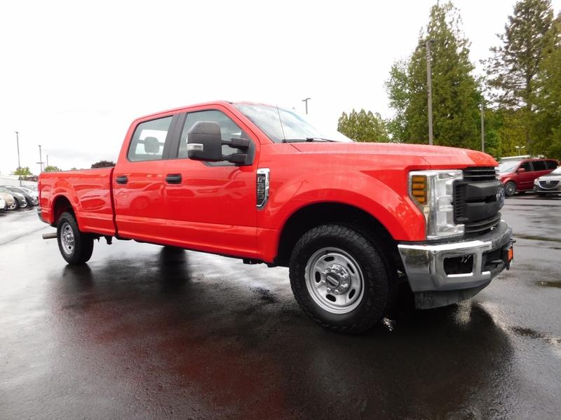 2019 Ford F350 Super Duty Crew Cab XL Pickup 4D 8 FT